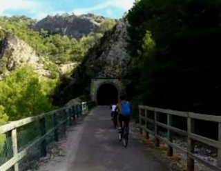 cross the mountains 